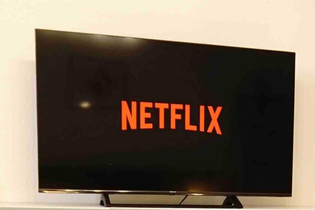 Ferienwohnung Super Lage Modern Boxspringbett *Netflix* Wlan* Chemnitz Exterior foto