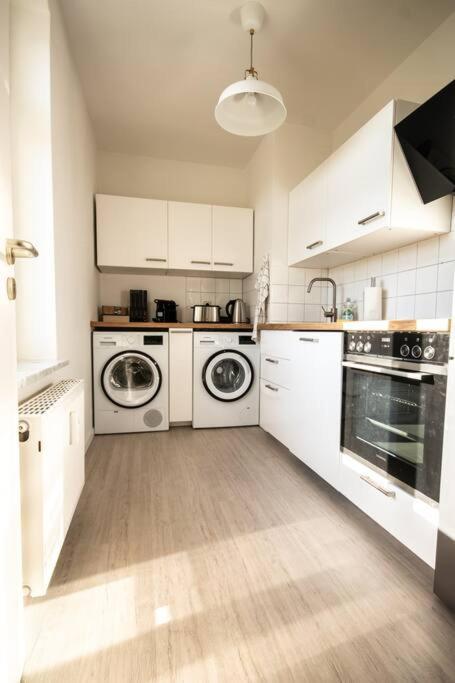 Ferienwohnung Super Lage Modern Boxspringbett *Netflix* Wlan* Chemnitz Exterior foto